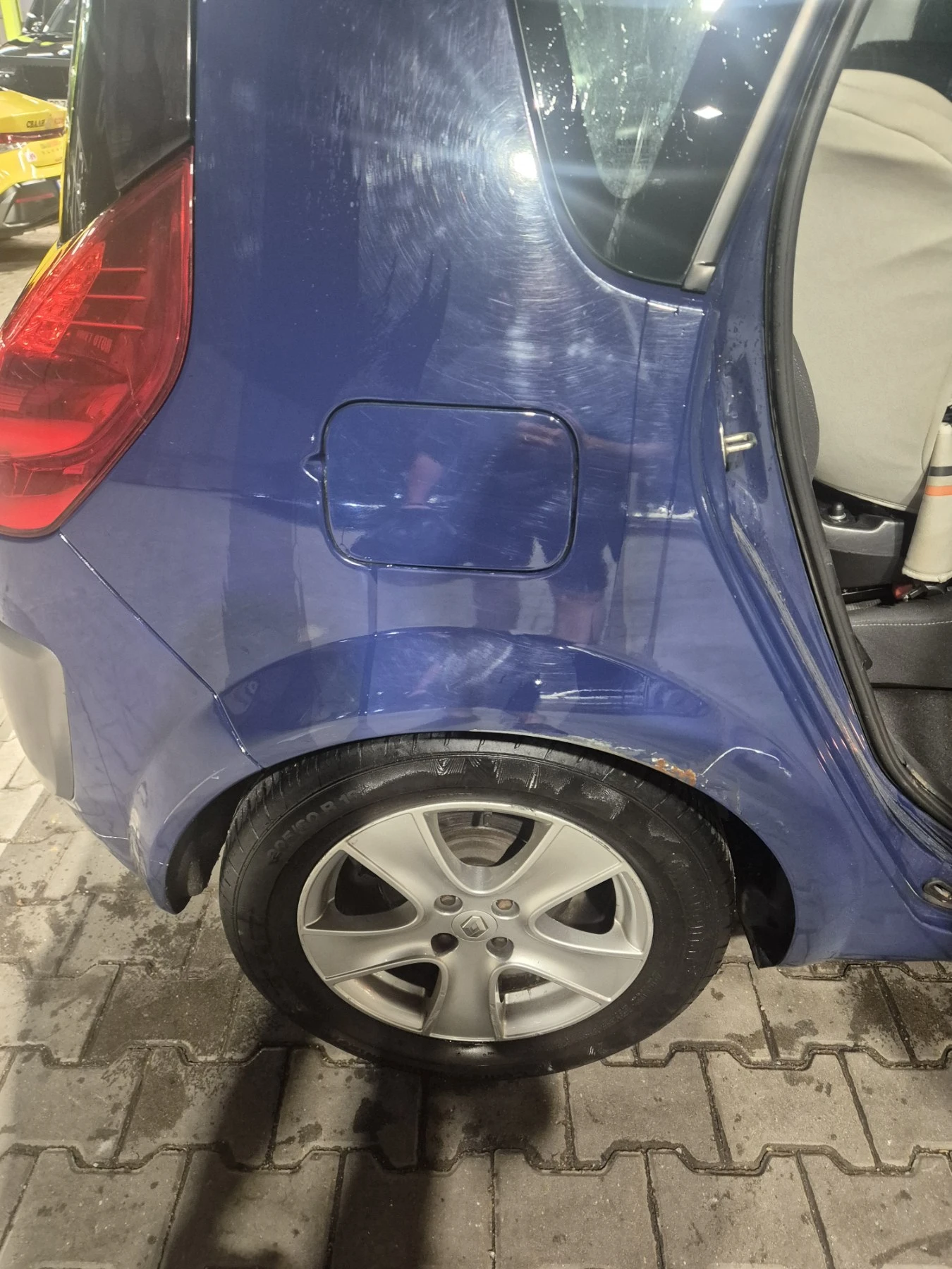 Renault Scenic, снимка 9 - Автомобили и джипове - 55217162