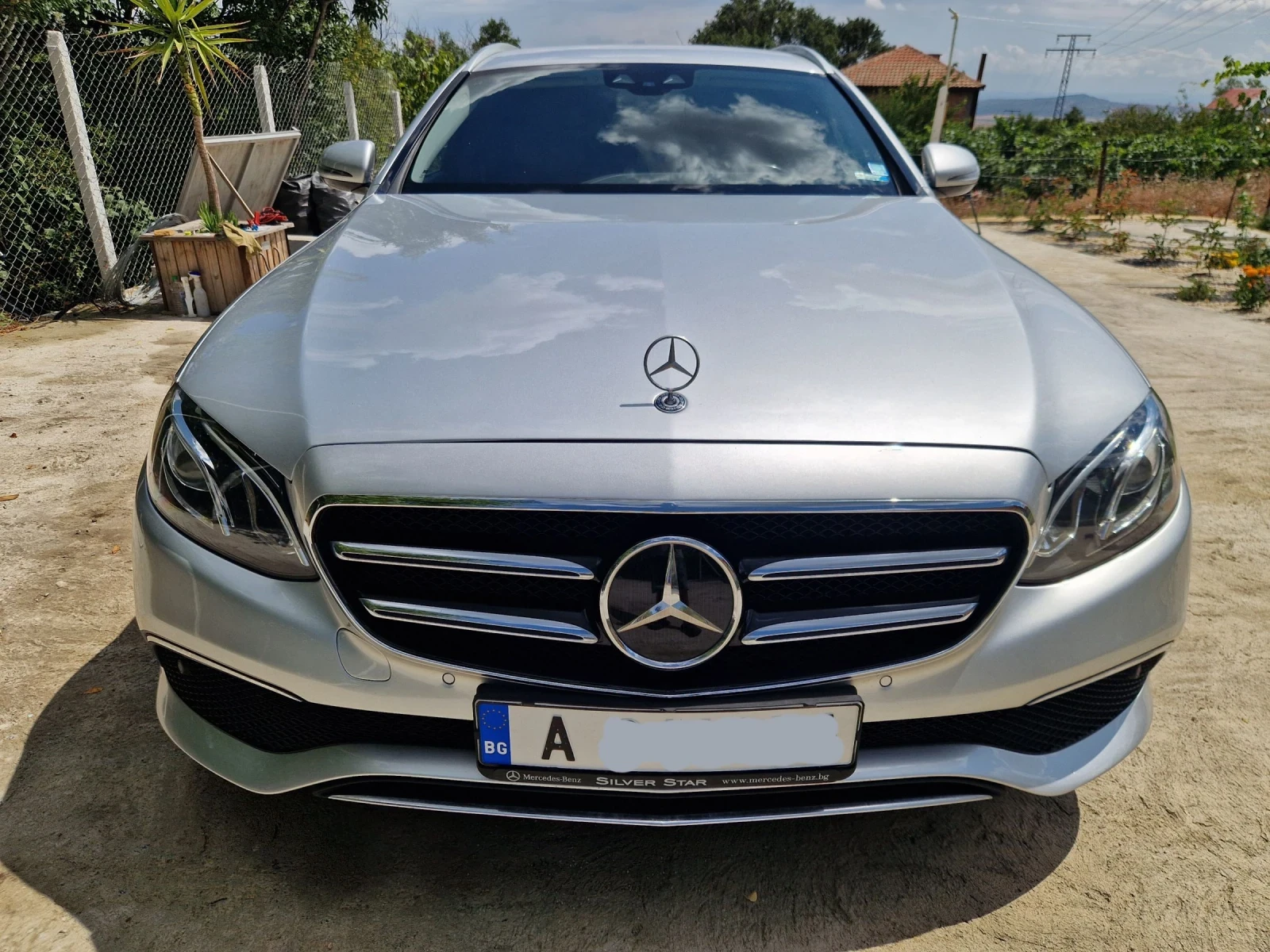 Mercedes-Benz E 220 W213 дизел, снимка 2 - Автомобили и джипове - 55381760
