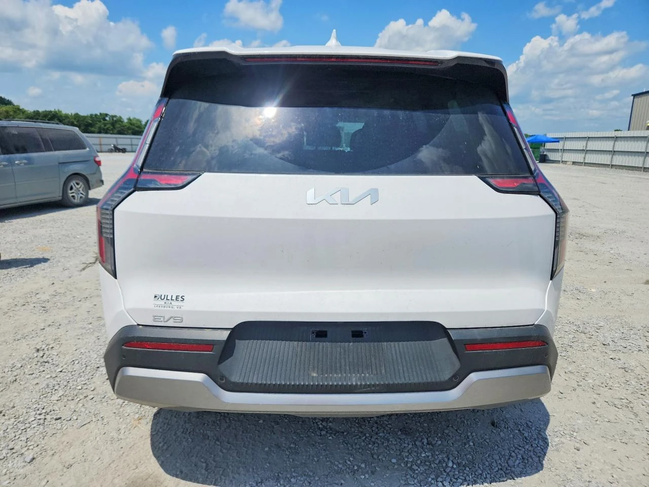 Kia EV9 Wind, снимка 6 - Автомобили и джипове - 55452389