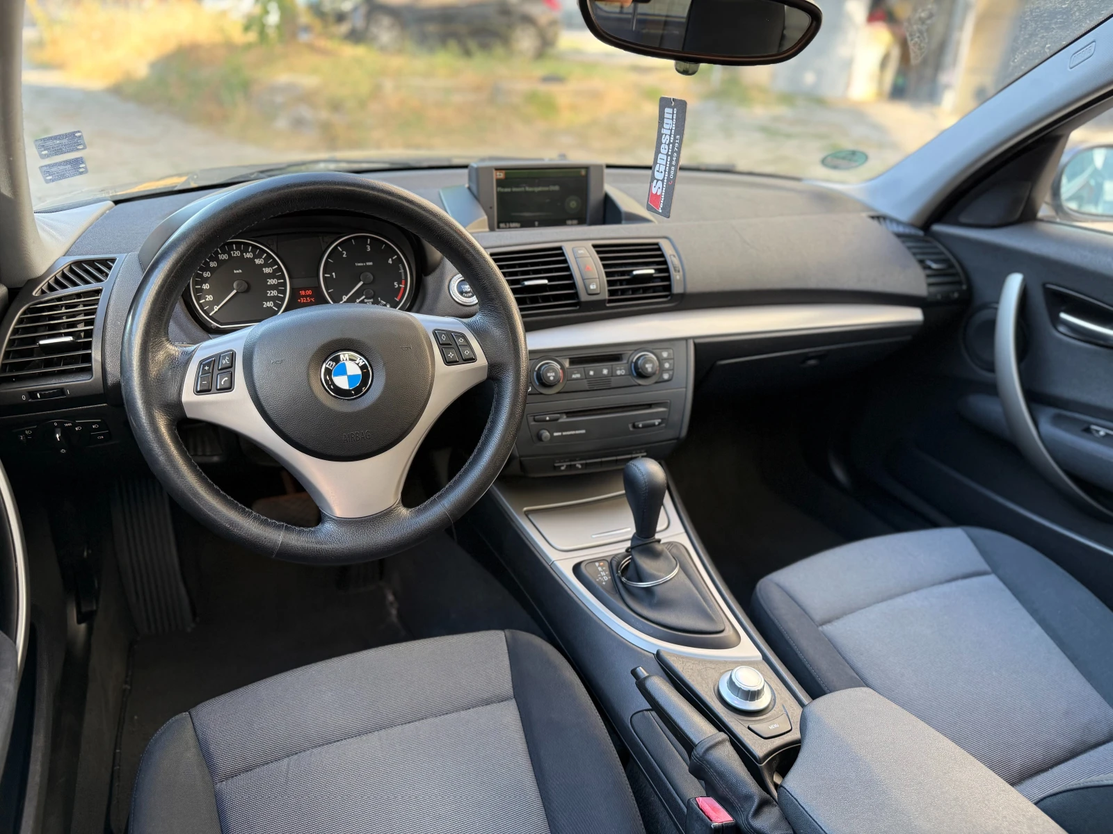 BMW 120 Navi/Auto/Подгрев, снимка 11 - Автомобили и джипове - 55482694
