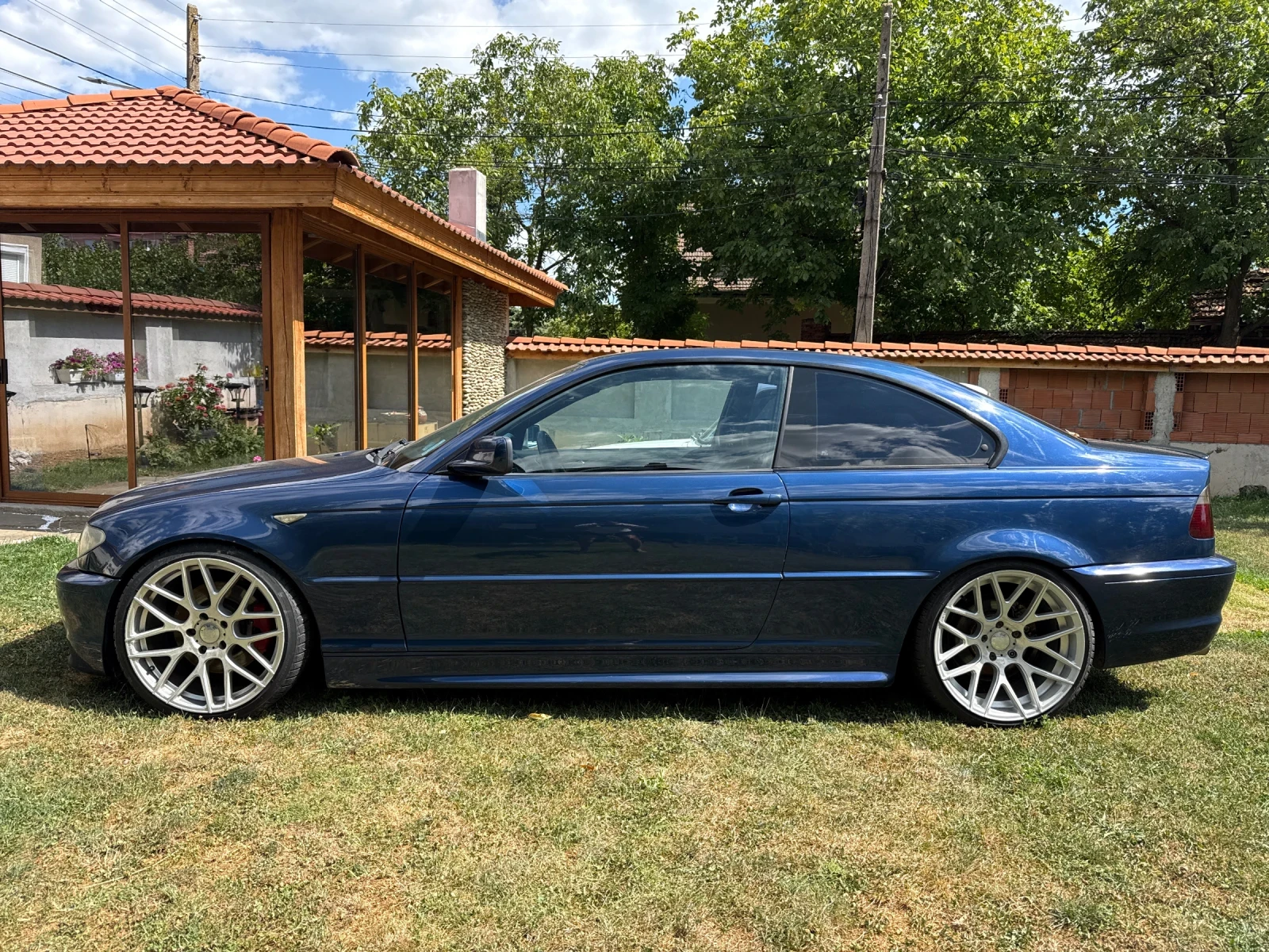 BMW 330