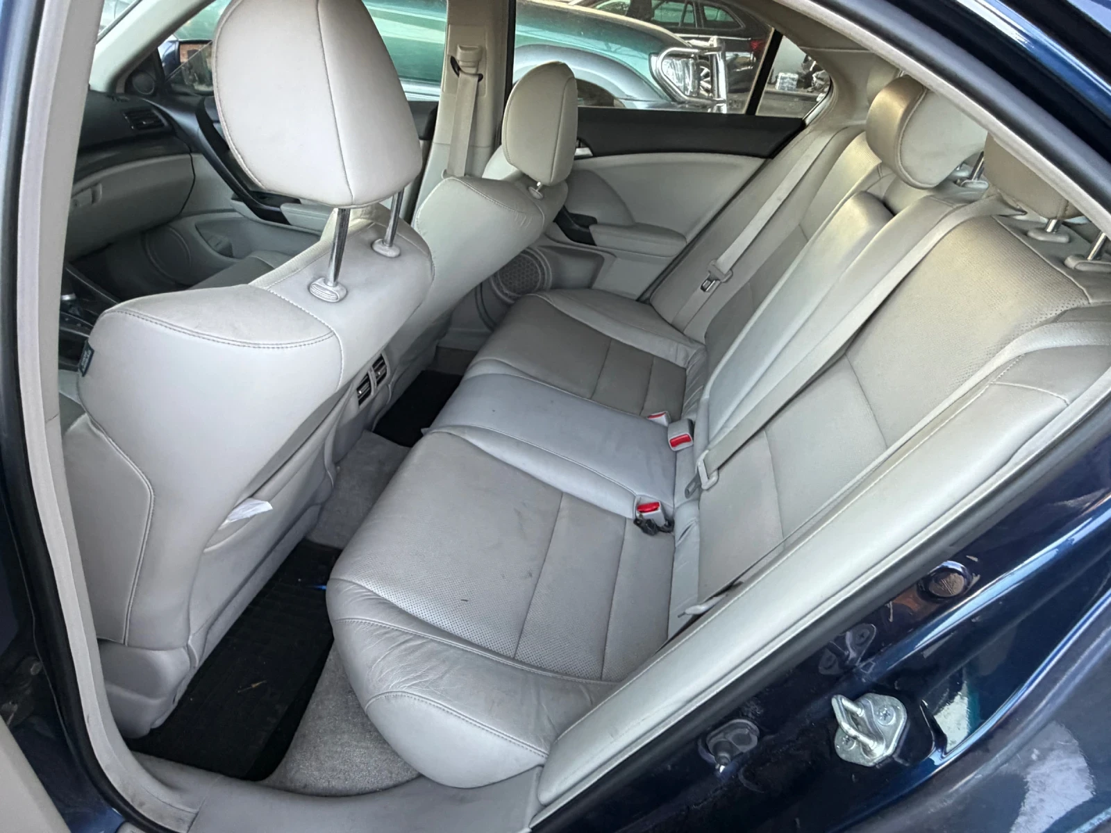 Honda Accord 2.4 Automat , снимка 11 - Автомобили и джипове - 55781424
