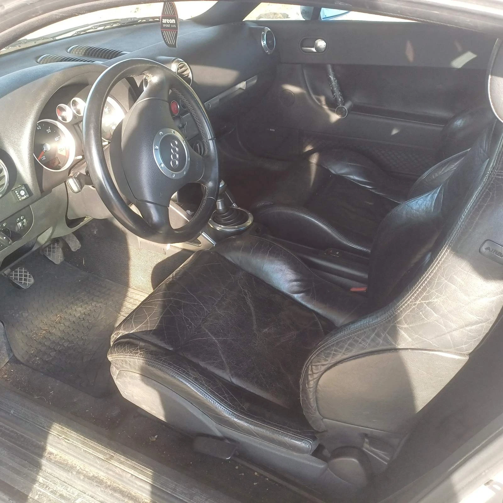 Audi Tt, снимка 8 - Автомобили и джипове - 55937141