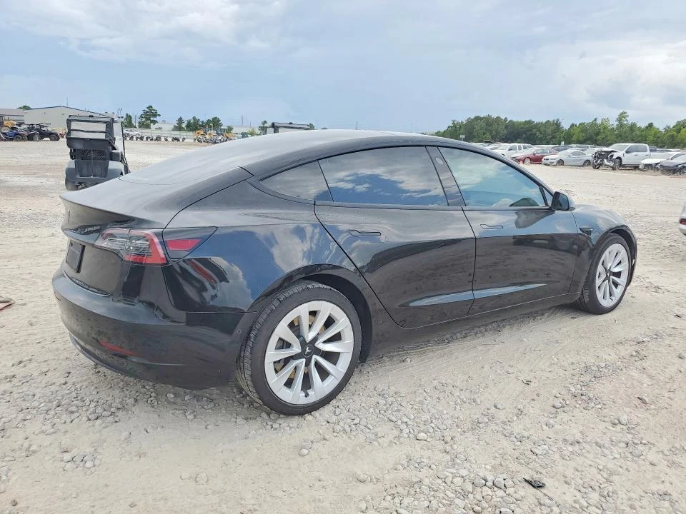 Tesla Model 3 2021 TESLA MODEL 3, снимка 4 - Автомобили и джипове - 55945011
