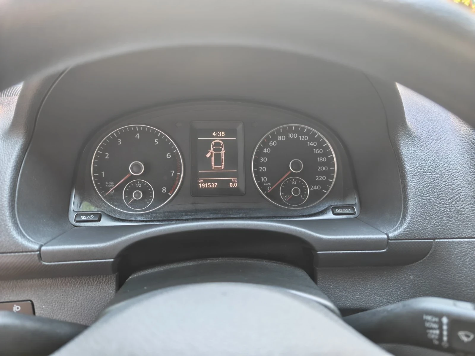 VW Caddy 1.6 Bifuel фабрична газ, снимка 11 - Автомобили и джипове - 56105588