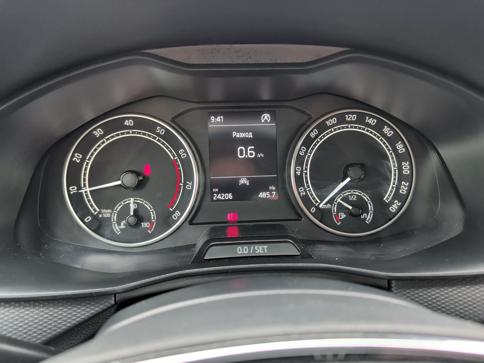Skoda Scala 1.0 TSI/110 k.с., снимка 10 - Автомобили и джипове - 56221346