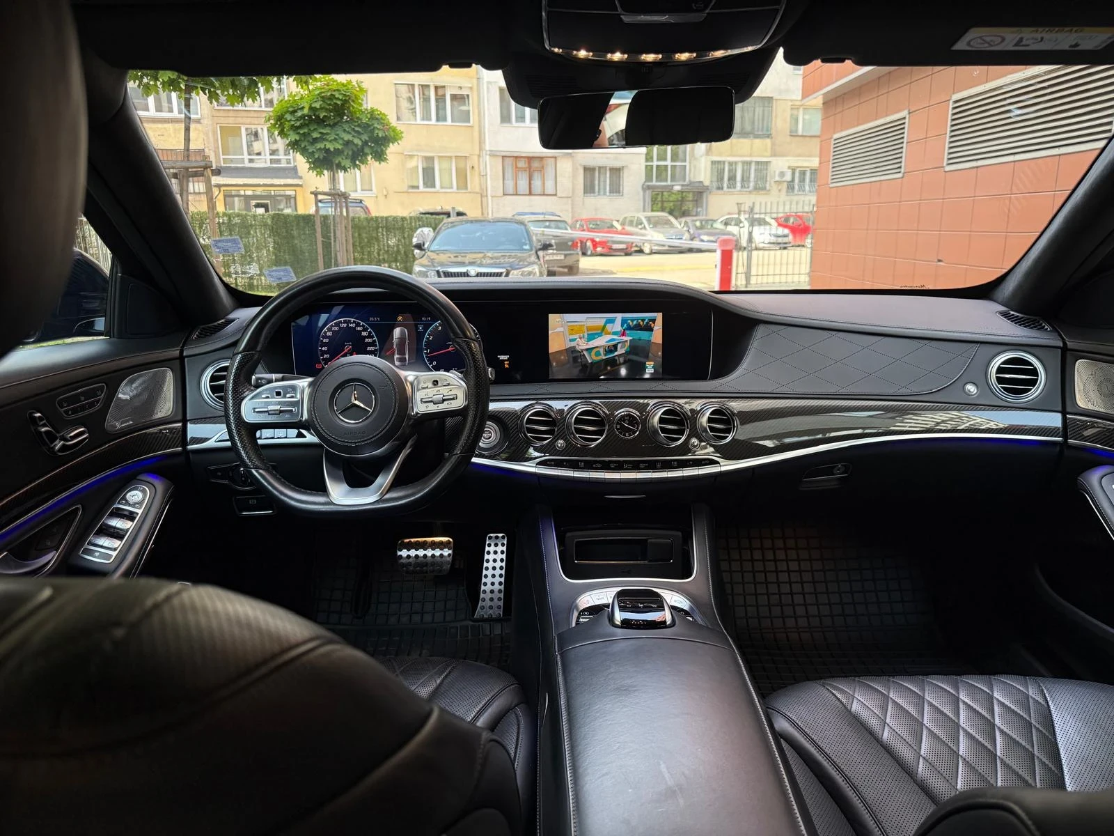 Mercedes-Benz S 560, снимка 8 - Автомобили и джипове - 56270899