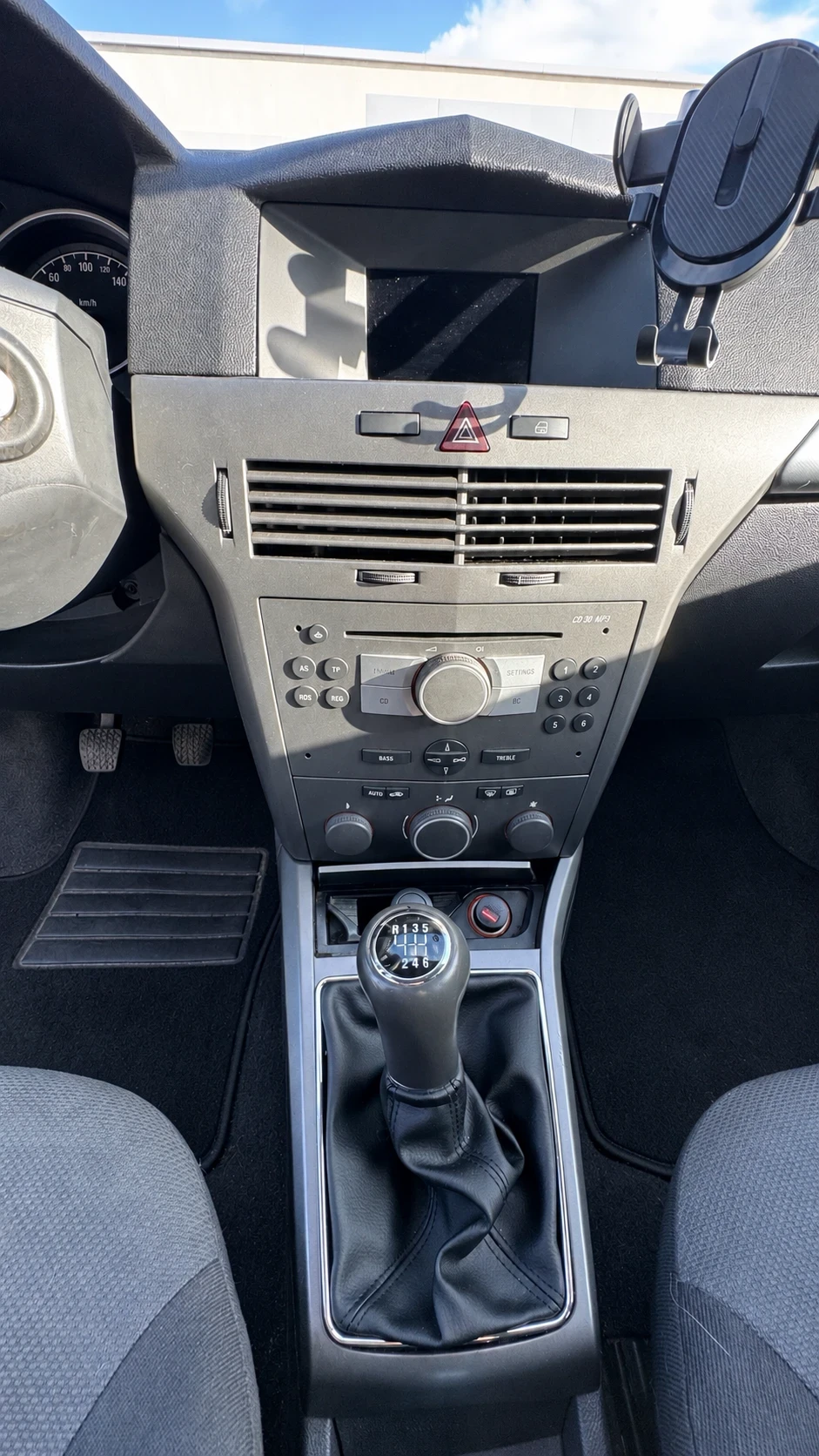 Opel Astra 1.9 CDTI   150 к.с.   2005, снимка 6 - Автомобили и джипове - 56739233