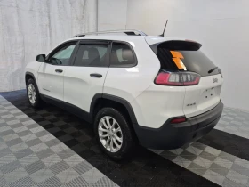 Jeep Cherokee * SPORT * CARFAX * БЕЗ ПЪРВОНАЧАЛНА ВНОСКА - 15000 € / 29337.45 лв. - 59436694 4