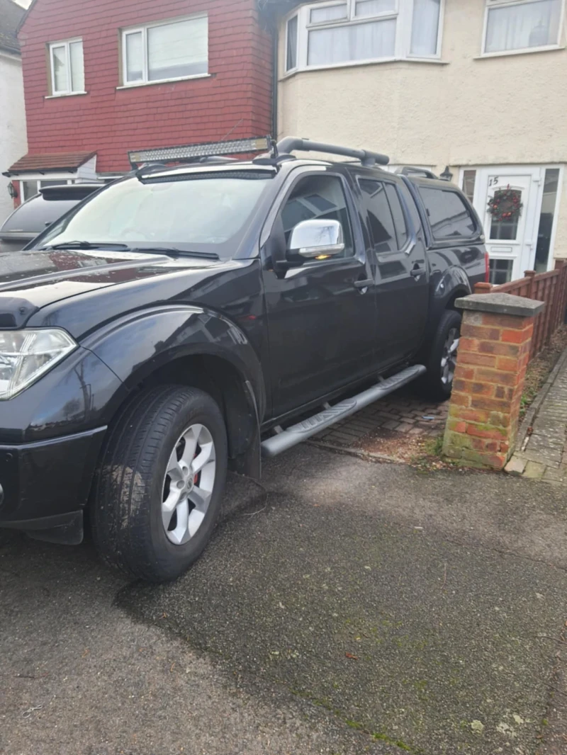 Nissan Navara, снимка 2 - Автомобили и джипове - 48294743