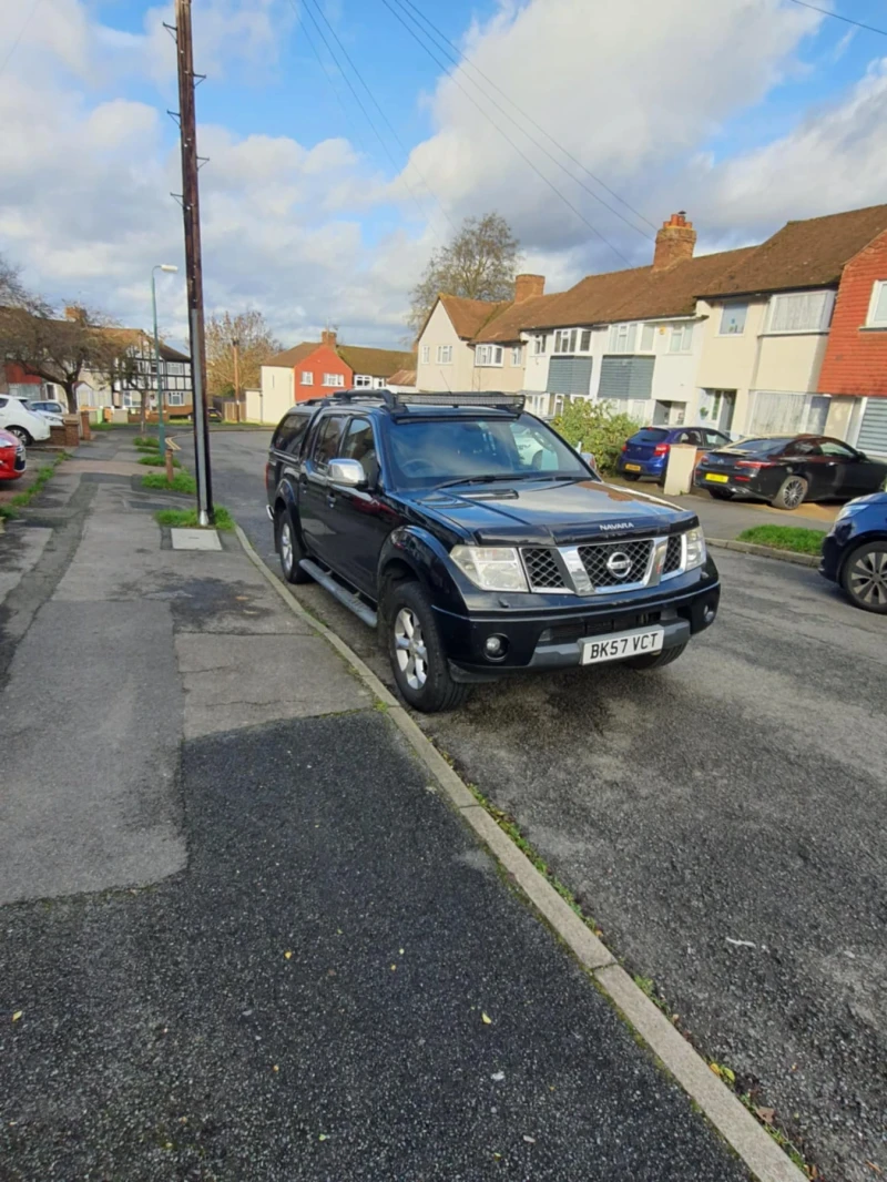 Nissan Navara, снимка 9 - Автомобили и джипове - 48294743