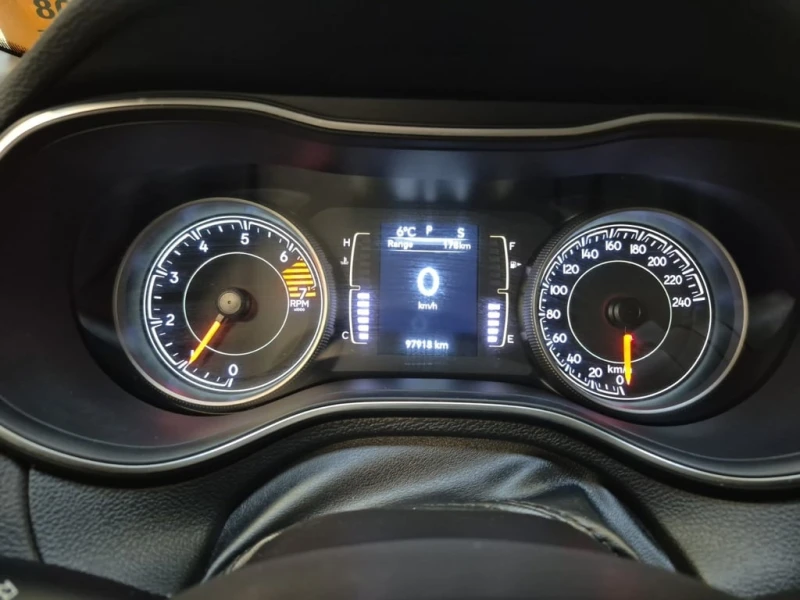 Jeep Cherokee * SPORT * CARFAX * БЕЗ ПЪРВОНАЧАЛНА ВНОСКА, снимка 9 - Автомобили и джипове - 53361716