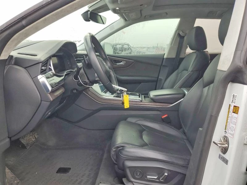 Audi Q8 PRESTIGE S-LINE* ВИДЕО на МОТОРА, снимка 7 - Автомобили и джипове - 53841323