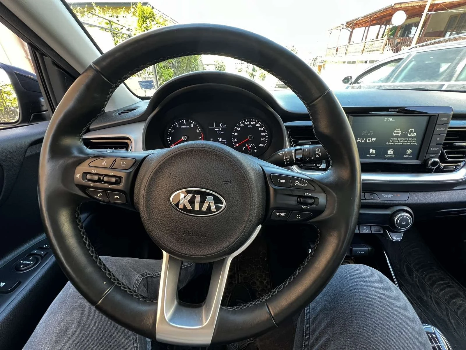 Kia Stonic  - изображение 7