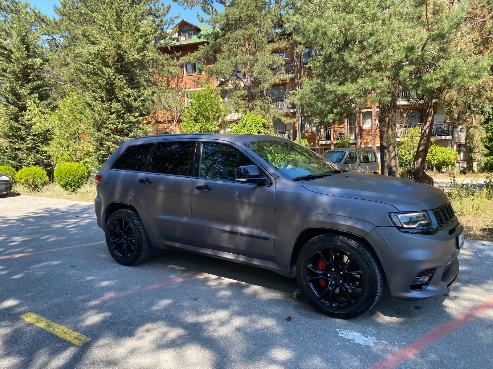 Jeep Grand cherokee SRT 6.4 V 8 HEMI FACE N1 - изображение 2