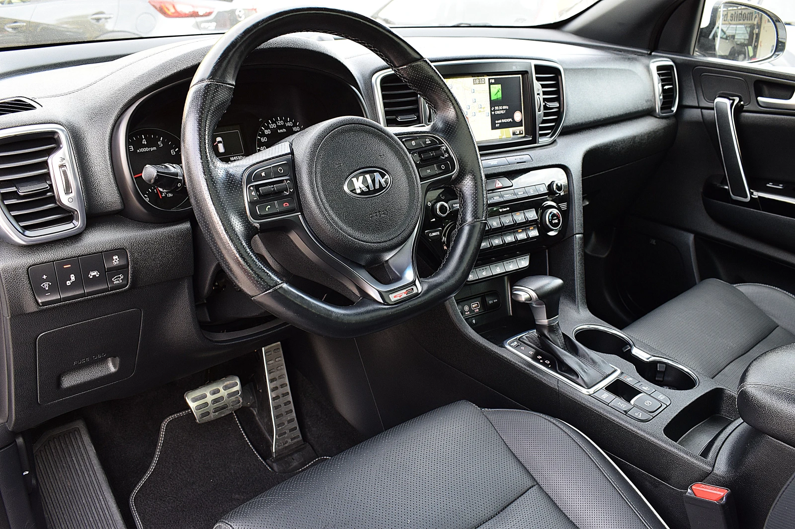 Kia Sportage Швейцария/4X4/GT-line/кожа/панорама/обдухване/Led - изображение 9