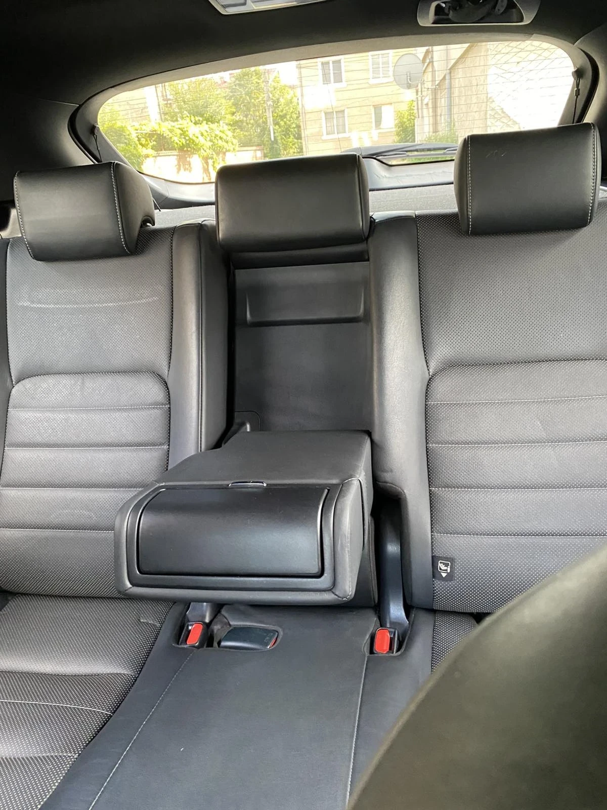 Lexus NX 300h F sport - изображение 8