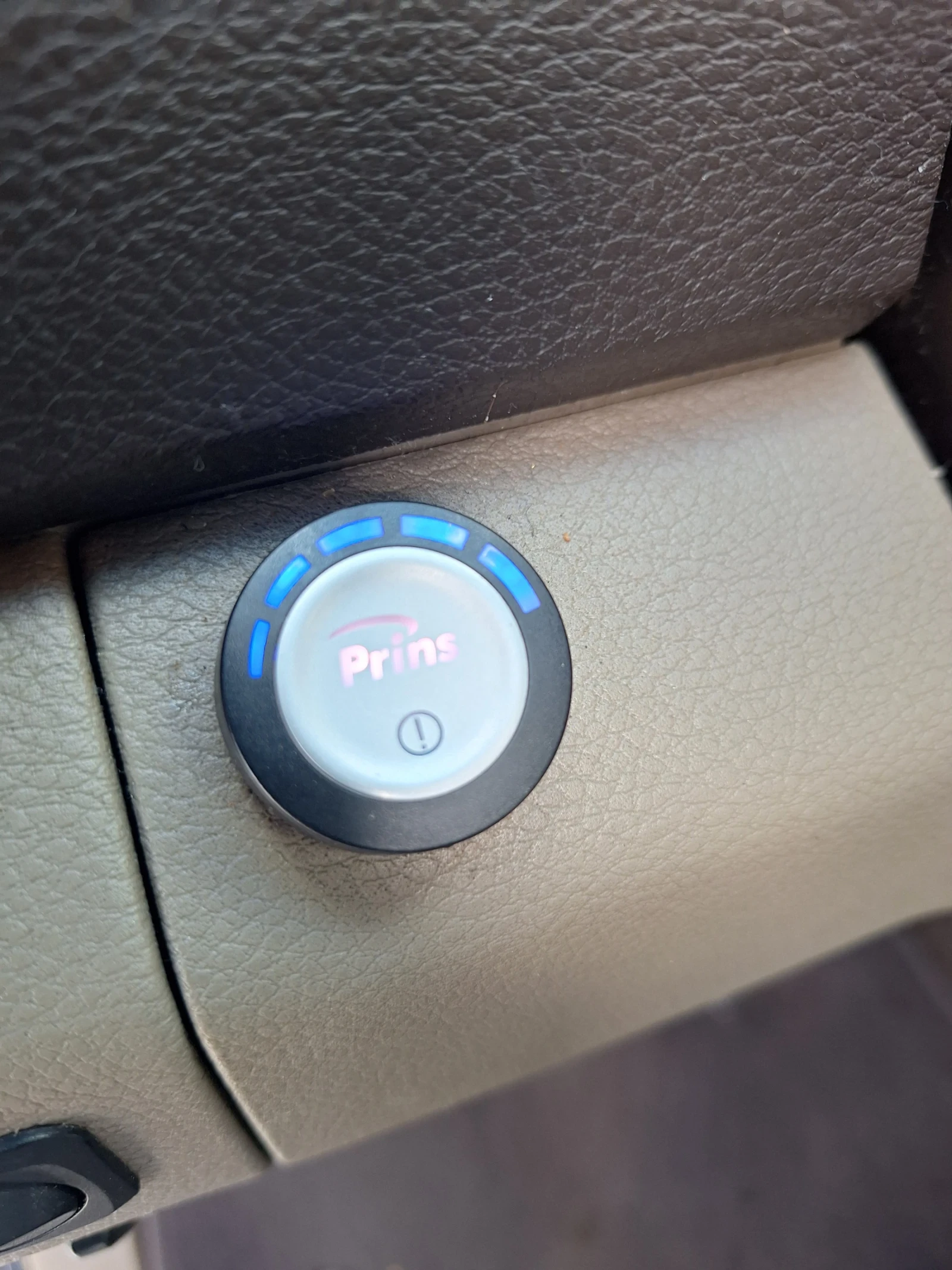 Dodge RAM 1500 5.7 HEMI | Mobile.bg � ����������� 10