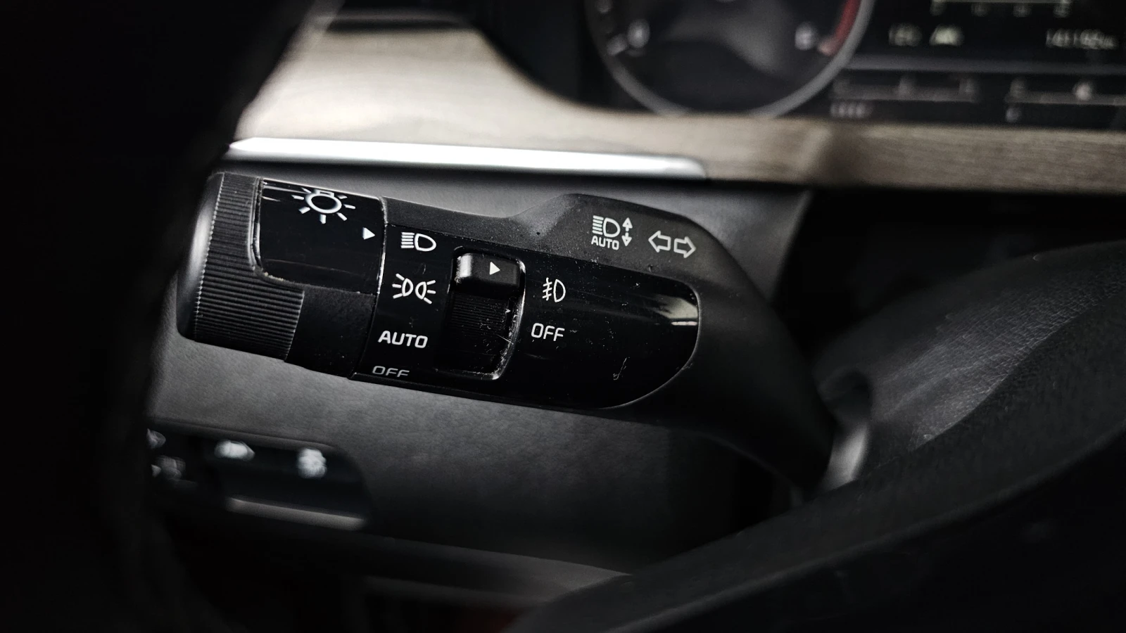 Kia Sorento 2.2 2WD TRENDY autogeorge.com | Mobile.bg � ����������� 17