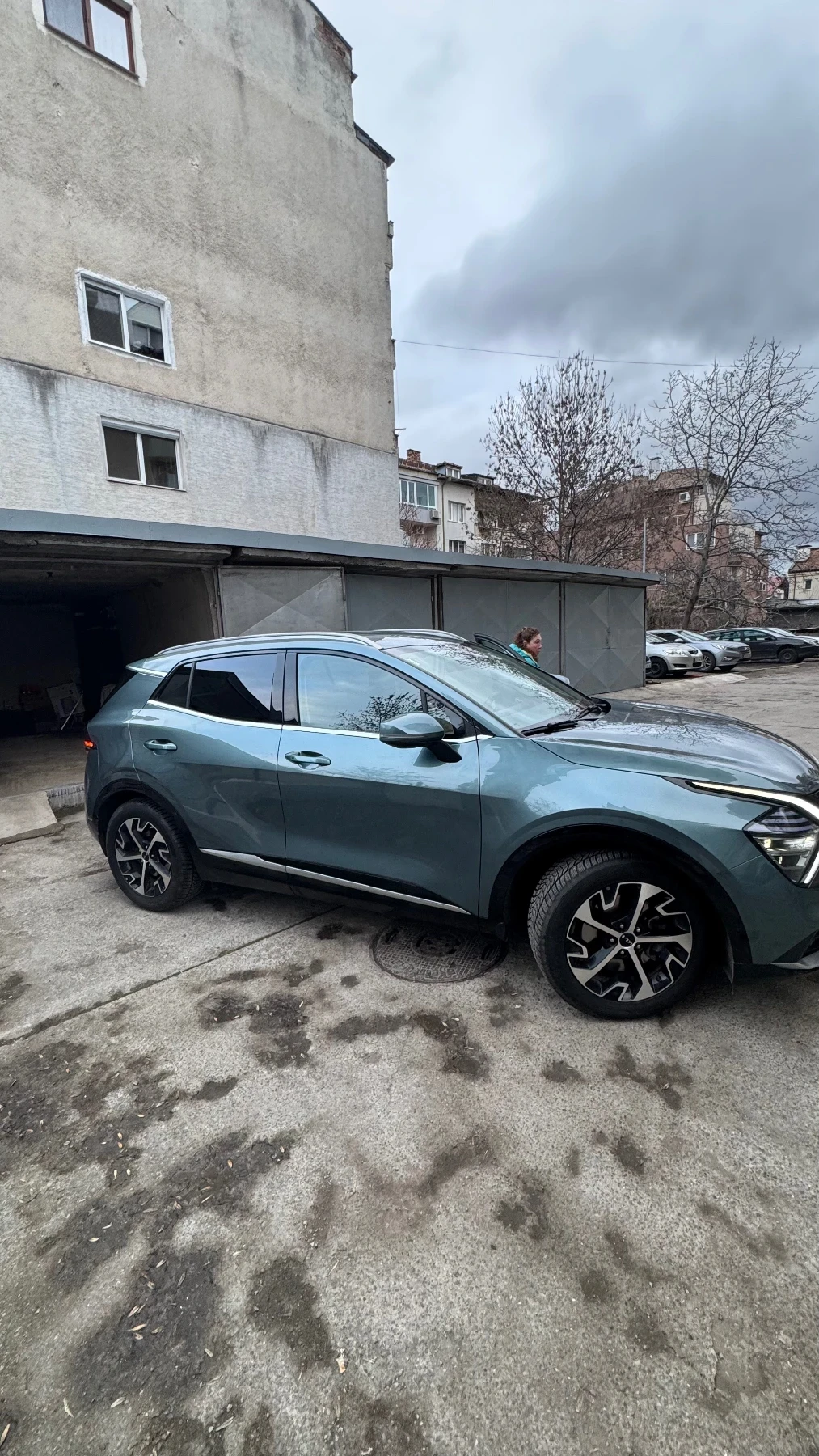 Kia Sportage Sportage 1.6 T HPE MHEV 4WD Executive 7AT 4x4, снимка 13 - Автомобили и джипове - 53624257