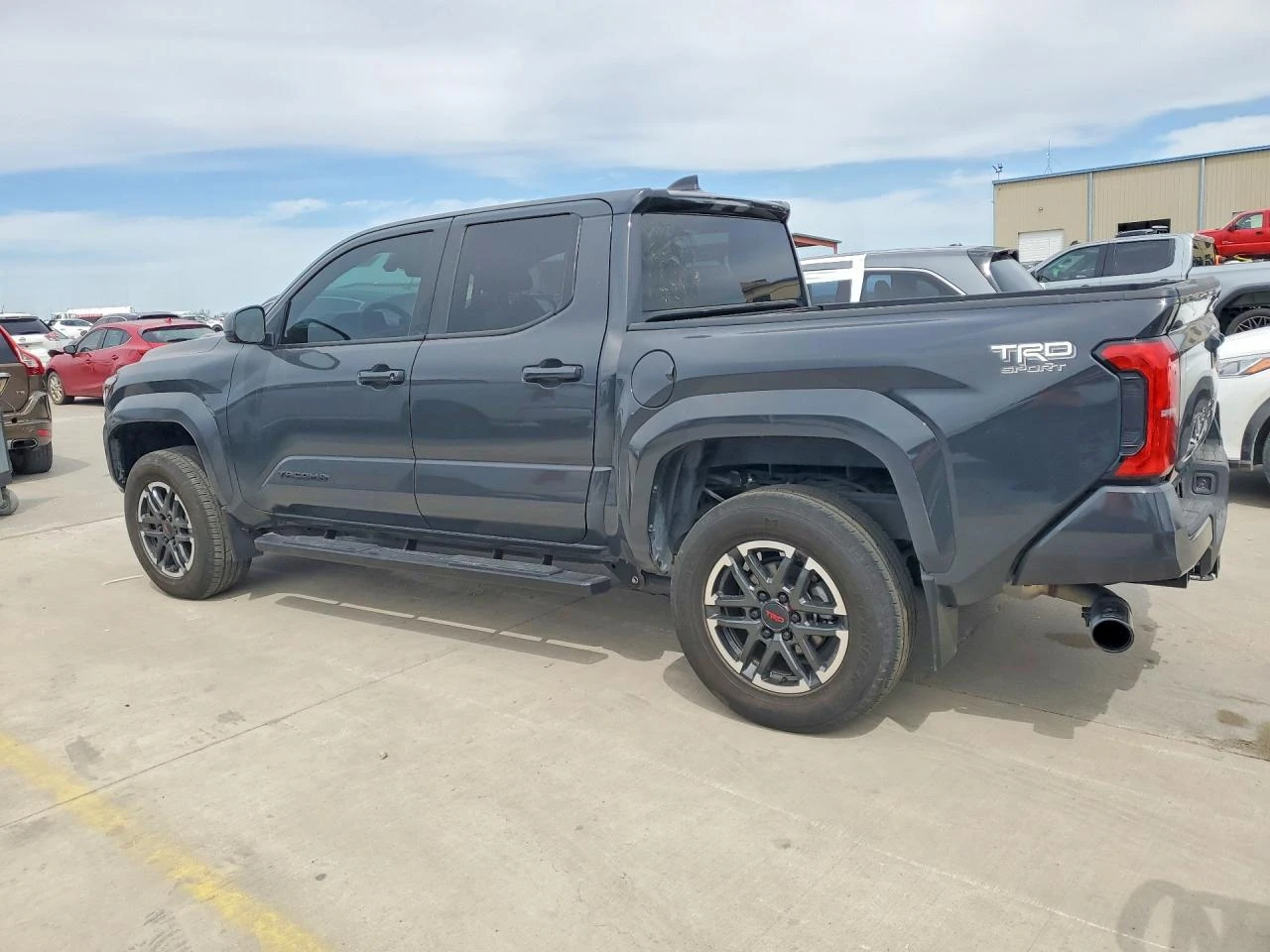 Toyota Tacoma Trd Sport, снимка 2 - Автомобили и джипове - 54248784