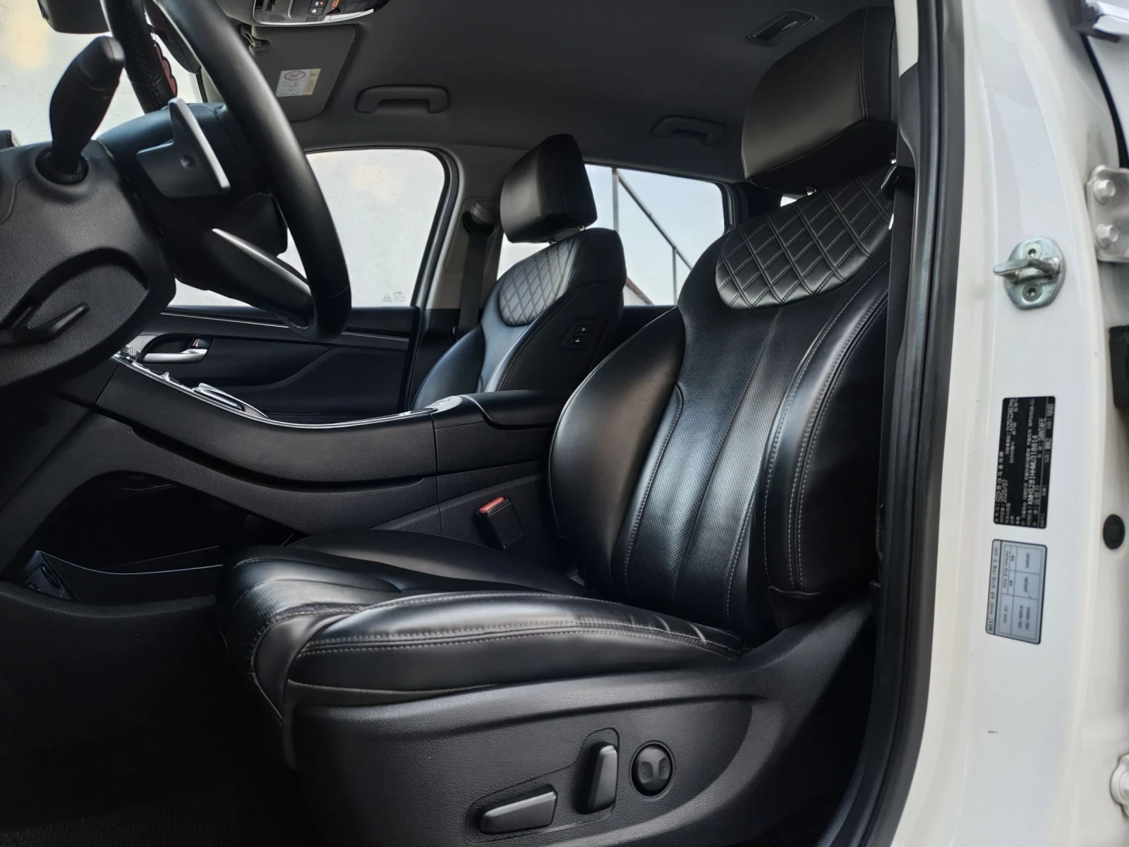 Hyundai Santa fe 2.2CRDi/FACELIFT/PREMIUN/4WD/8 СК/DISTRONIC, снимка 16 - Автомобили и джипове - 54482145