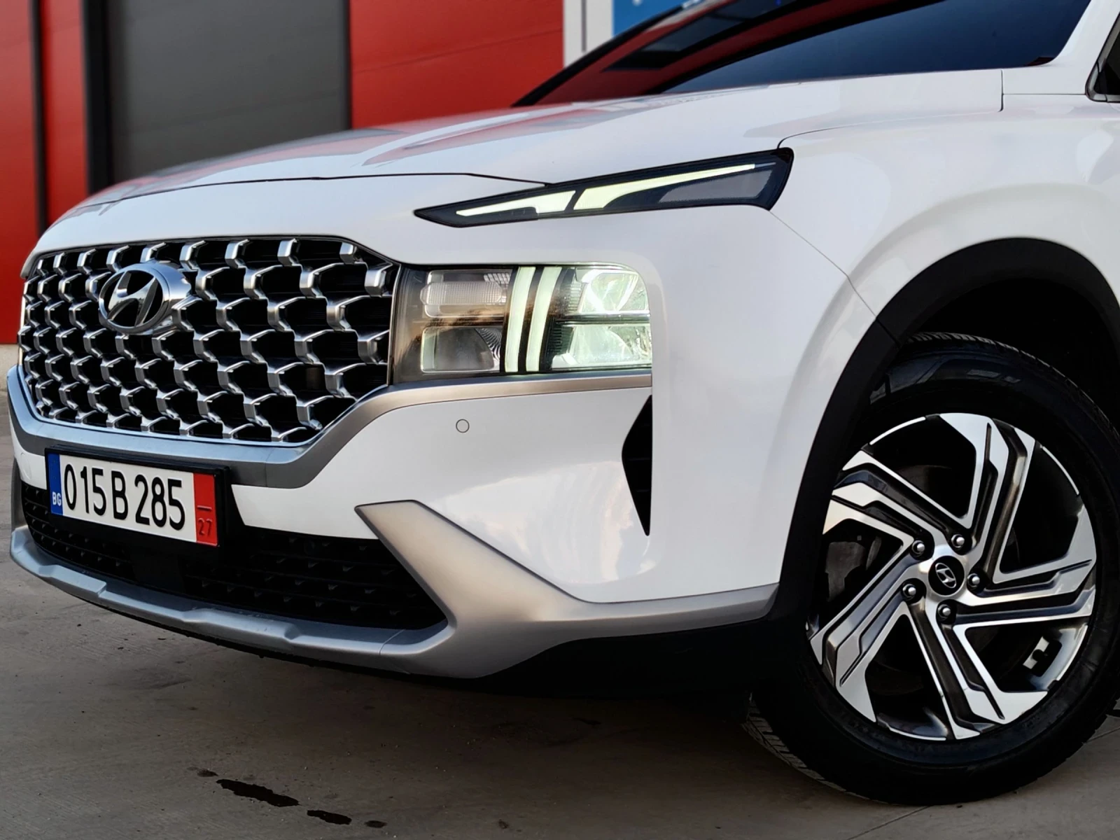Hyundai Santa fe 2.2CRDi/FACELIFT/PREMIUN/4WD/8 СК/DISTRONIC, снимка 6 - Автомобили и джипове - 54482145