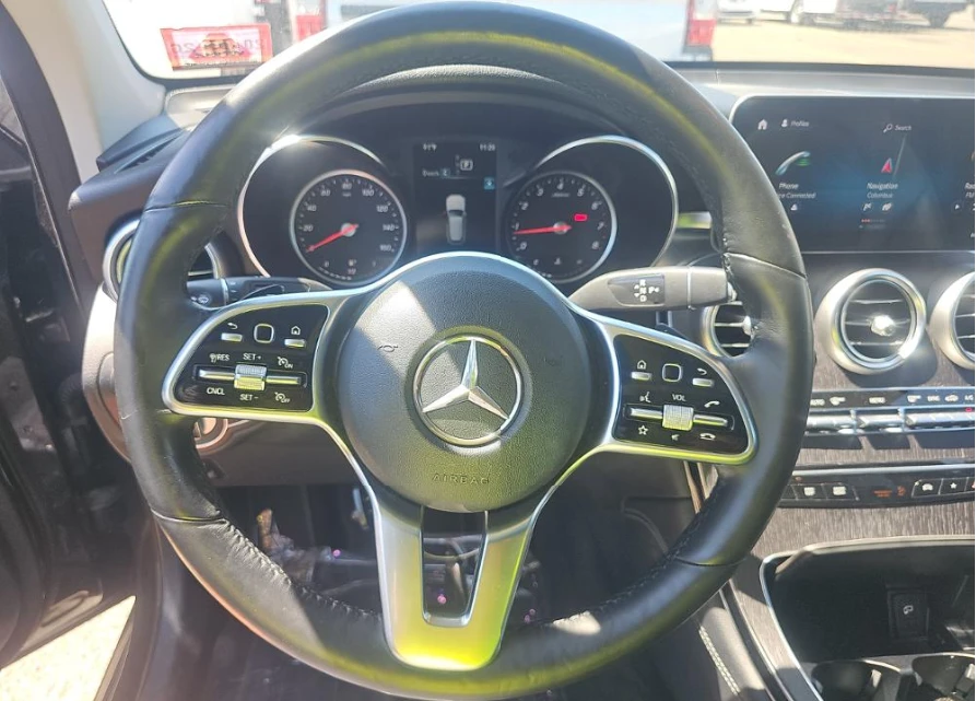 Mercedes-Benz GLC 300 4MATIC Premium, снимка 10 - Автомобили и джипове - 54748882