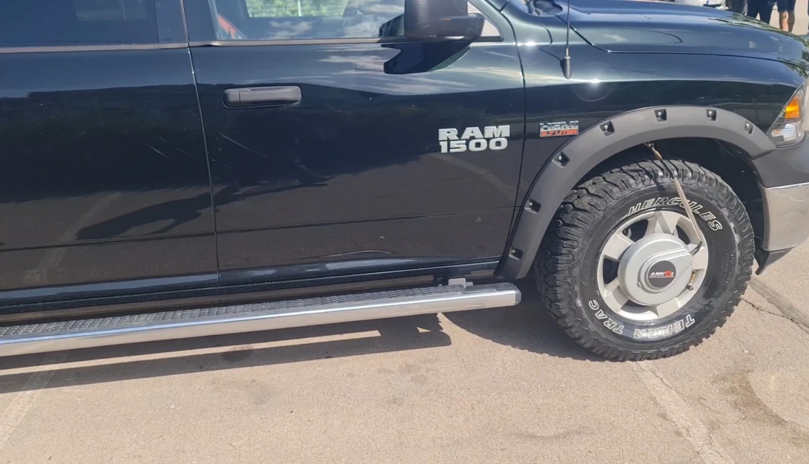 Dodge RAM 1500, снимка 5 - Автомобили и джипове - 54878805