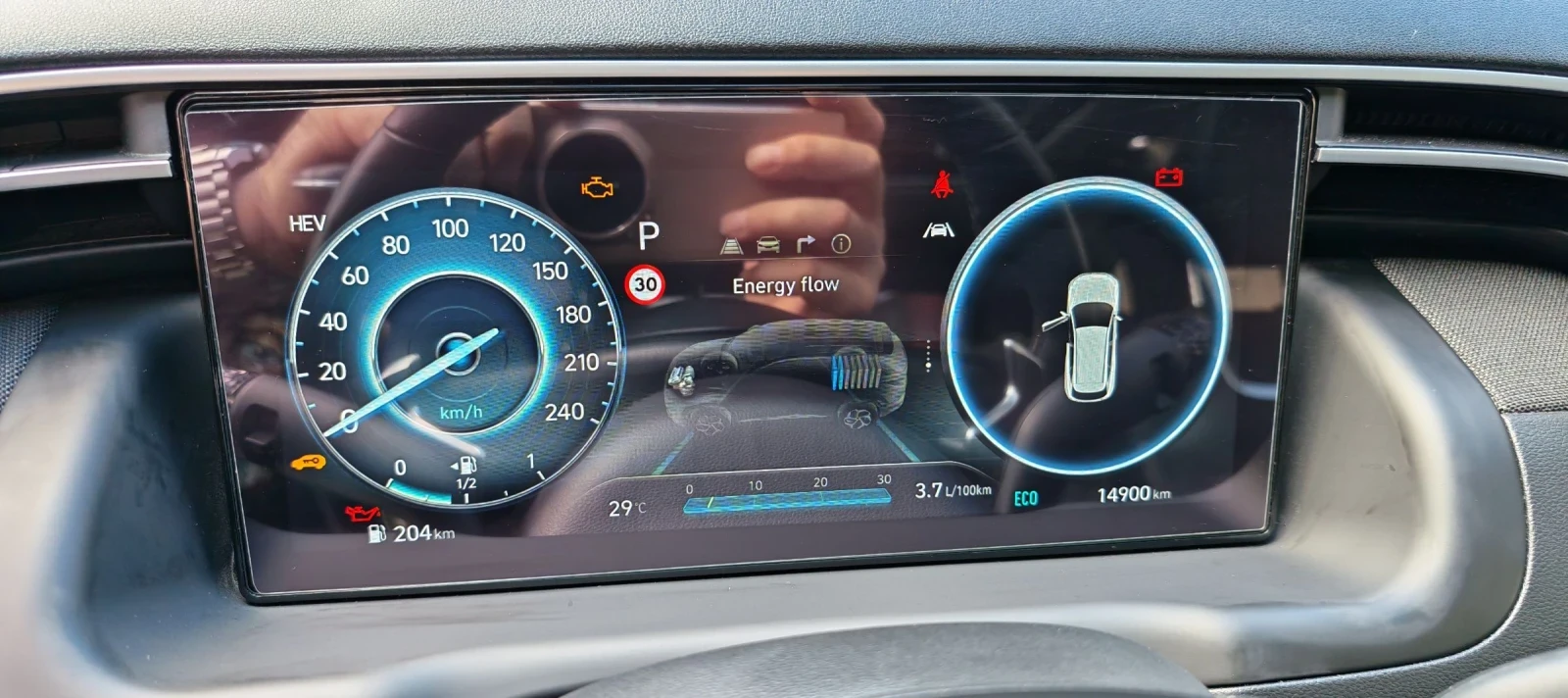 Hyundai Tucson Premium Plug-in Hybrid, снимка 11 - Автомобили и джипове - 54970926