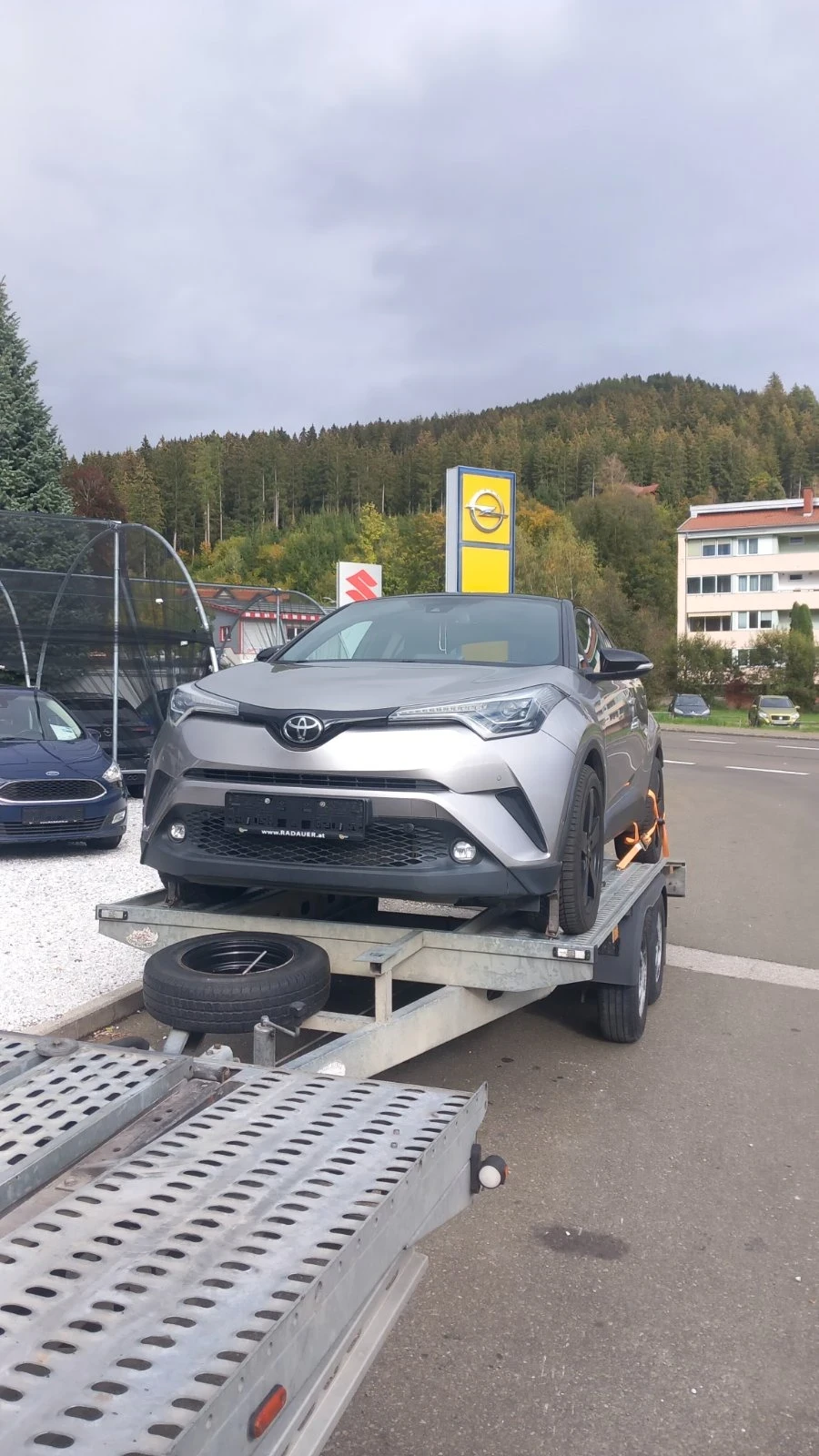 Toyota C-HR 1.2Т/116кс, 4 цилиндъра, 17г., 4х4, автомат 