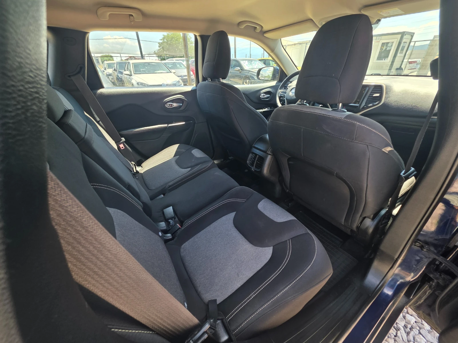 Jeep Cherokee V(KL)-2.0 mjt-Longitude-4WD-140hp, снимка 15 - Автомобили и джипове - 55652522