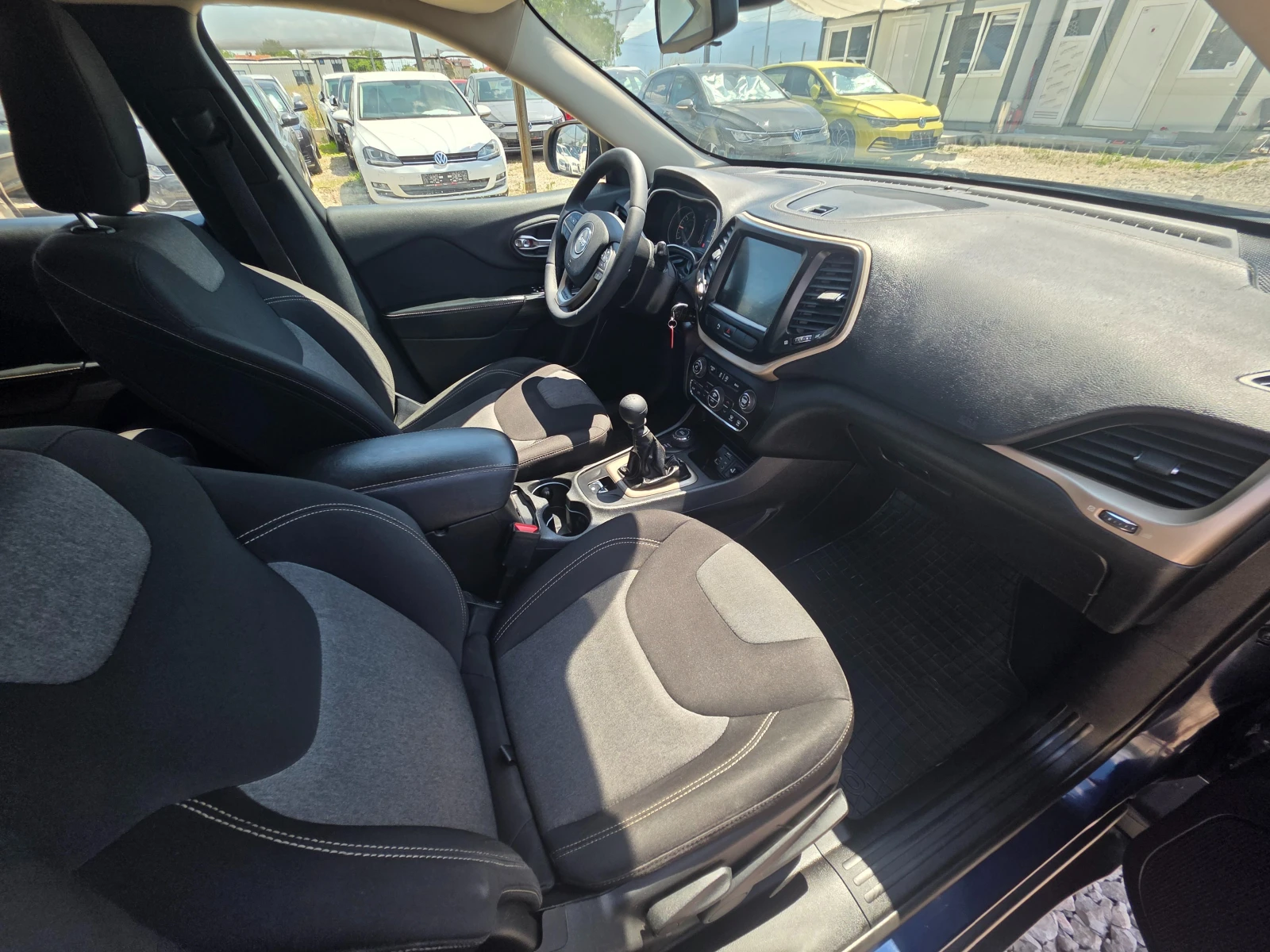 Jeep Cherokee V(KL)-2.0 mjt-Longitude-4WD-140hp, снимка 16 - Автомобили и джипове - 55652522