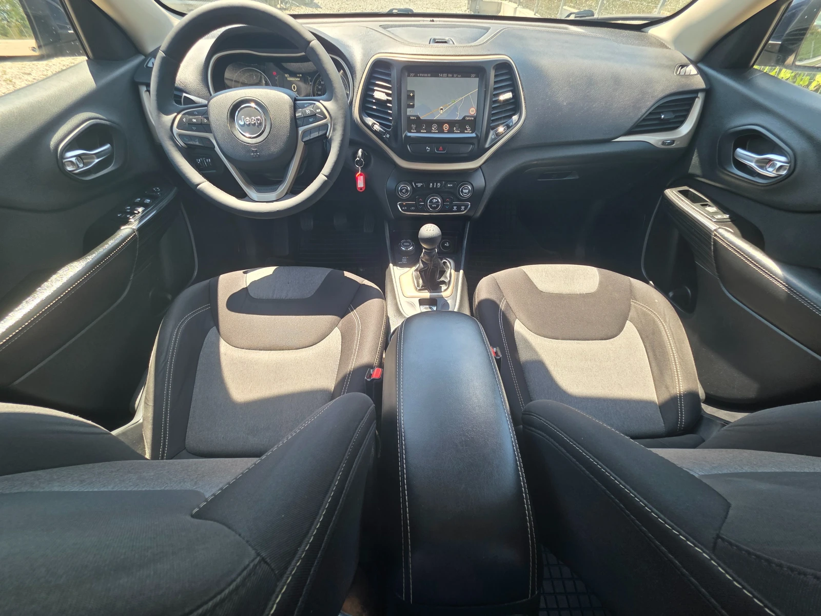 Jeep Cherokee V(KL)-2.0 mjt-Longitude-4WD-140hp, снимка 11 - Автомобили и джипове - 55652522