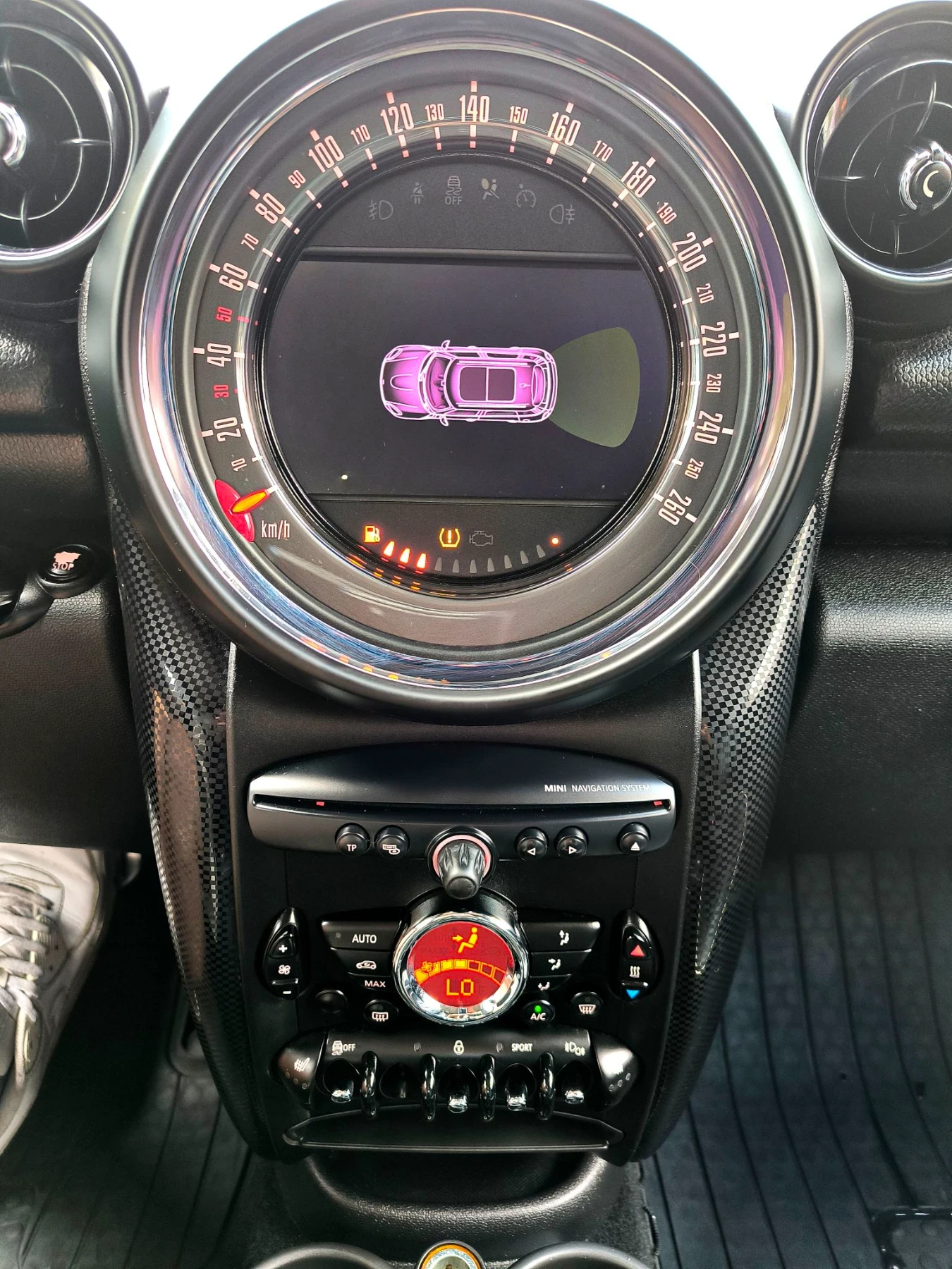 Mini Countryman 2.0SD all4 обслужени вериги, снимка 13 - Автомобили и джипове - 55950717