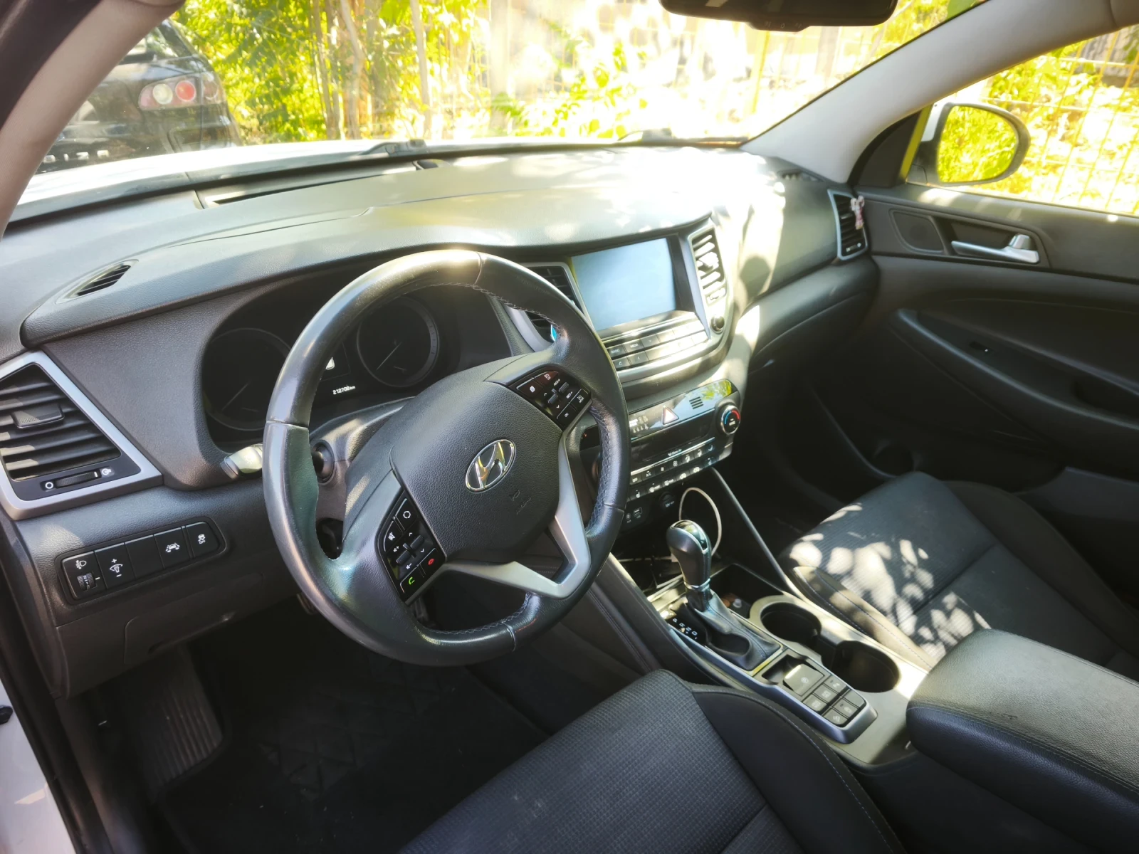 Hyundai Tucson 1, 7, снимка 5 - Автомобили и джипове - 56028641