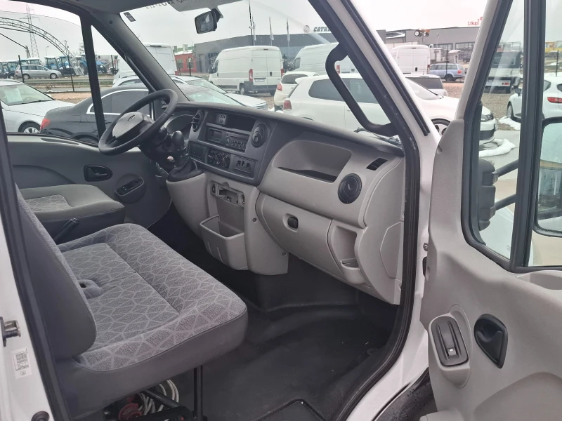 Renault Master До3.5т/3.0/Клима, снимка 9 - Бусове и автобуси - 48691819