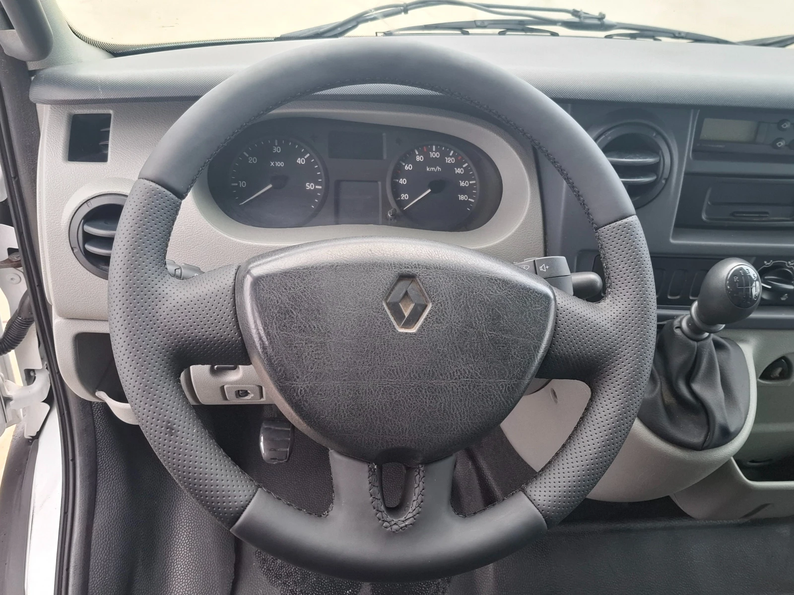 Renault Master До3.5т/3.0/Клима - изображение 7