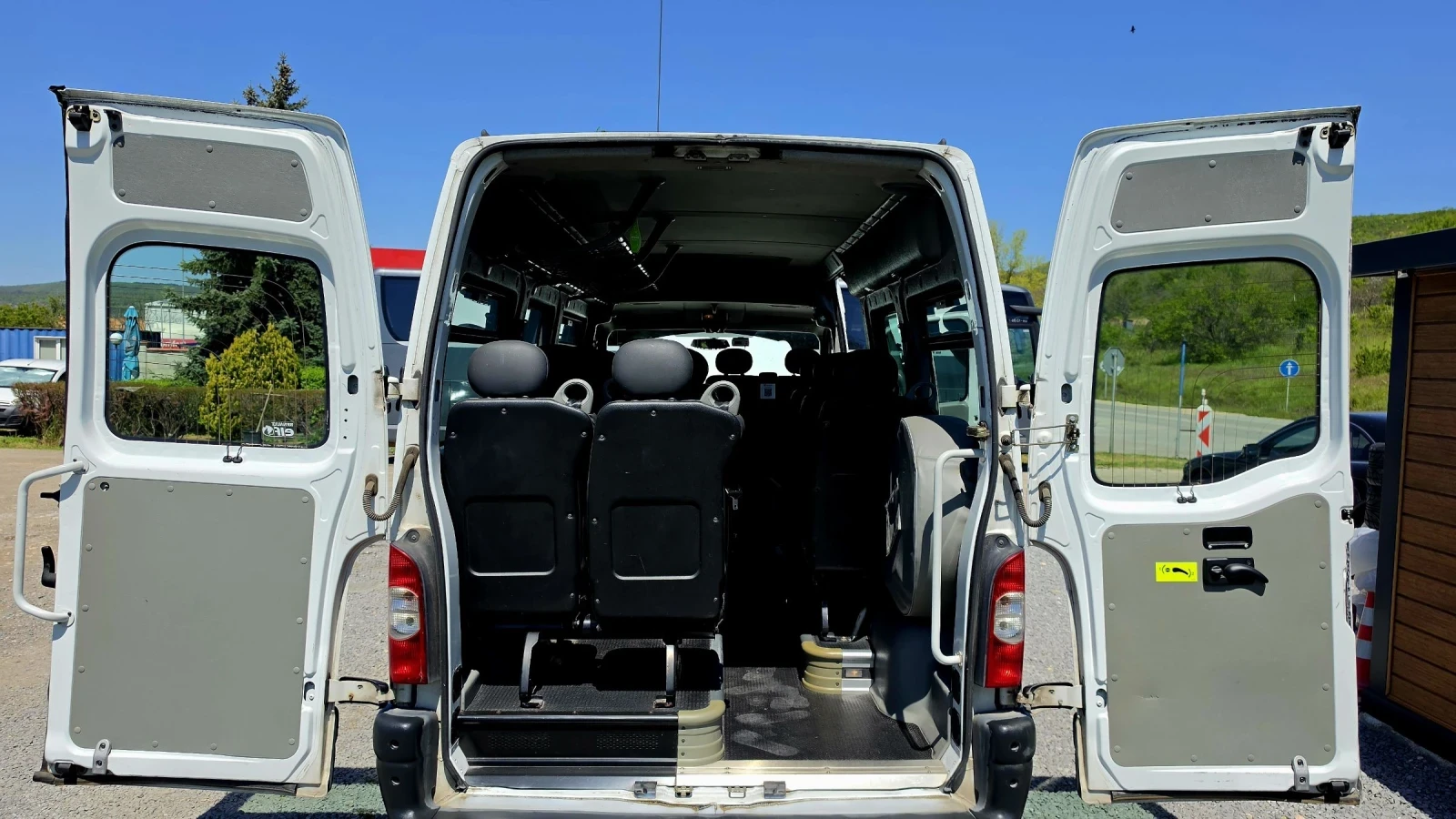 Renault Master 2, 5 DCI , снимка 13 - Бусове и автобуси - 54423917