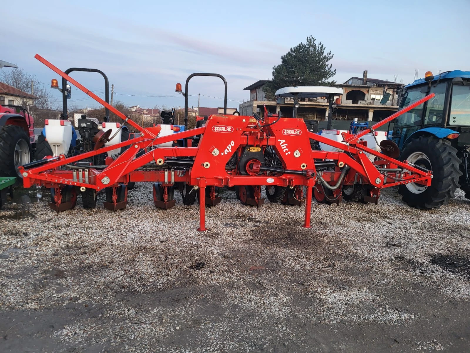  SAKALAK | Mobile.bg   1