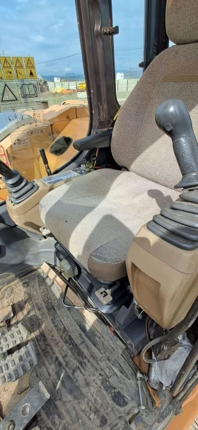 Багер Case CX80, снимка 9