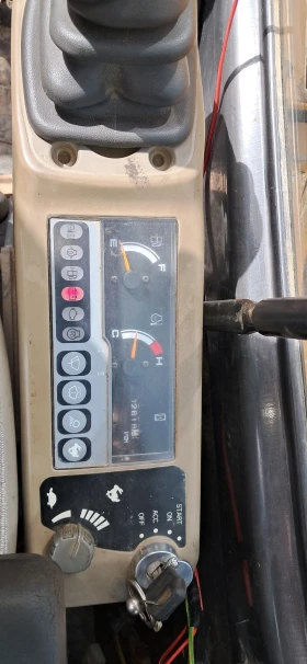 Багер Case CX80, снимка 10