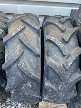 Гуми, снимка 1