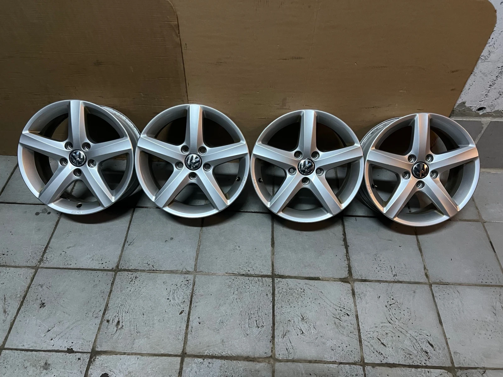 ������ | Mobile.bg � ����������� 4