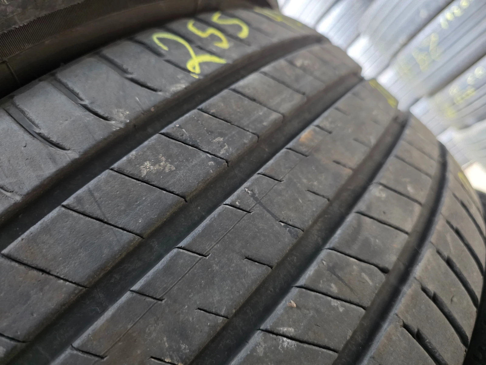 Гуми Летни 255/45R20, снимка 3 - Гуми и джанти - 55479045