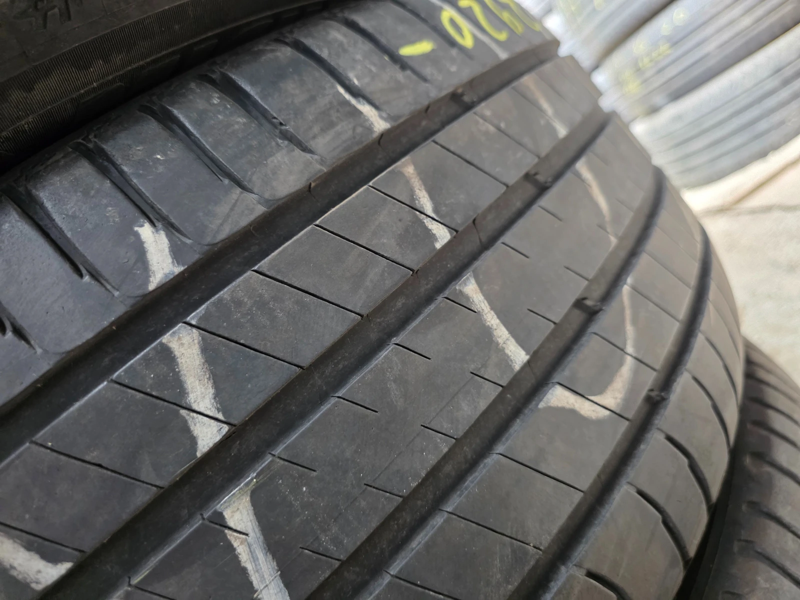 Гуми Летни 255/45R20, снимка 4 - Гуми и джанти - 55479045