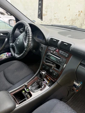 Mercedes-Benz C 220, снимка 5