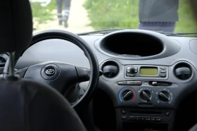 Обява за продажба на Toyota Yaris 1.3 VVTi ~2 500 лв. - изображение 5