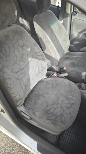 Toyota Yaris 1.0 КЛИМАТИК , снимка 9