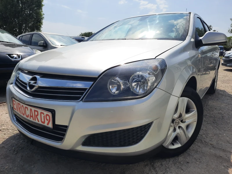 Opel Astra 2010та 1.7TDIКАТО НОВА, снимка 1 - Автомобили и джипове - 47196112